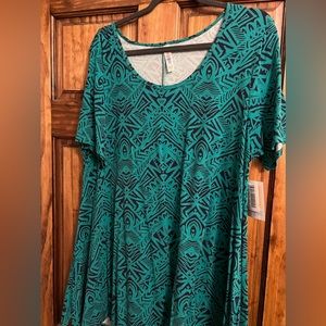 Lularoe Perfect T
